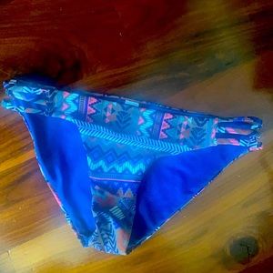 Bikini bottoms